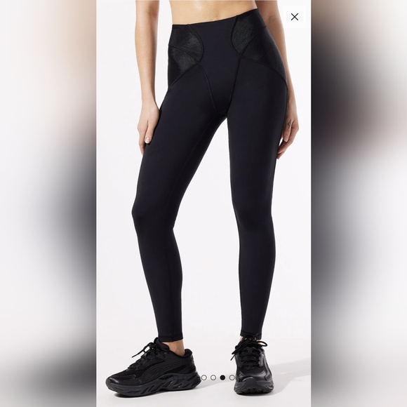 Savage x Fenty Sport Curve Alert High-Waist Rib Legging Size Small - Picture 3 of 4